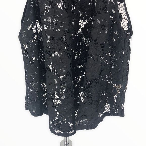 Free People Black Sweet Meadow Dreams Lace Sleeveless High Neck Top size Small - Picture 5 of 13